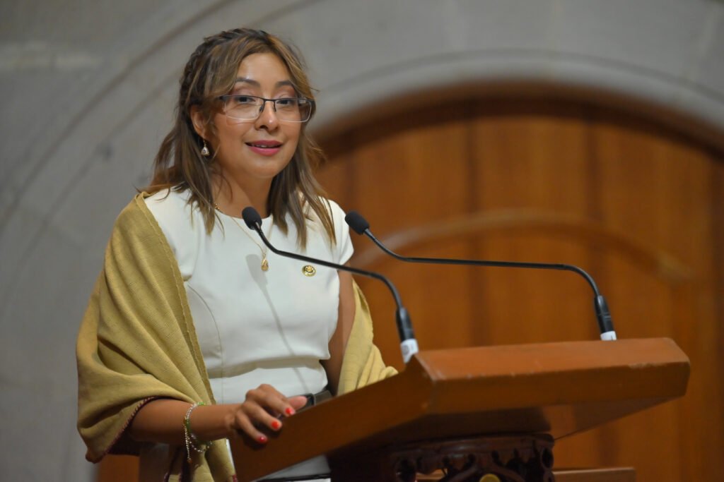 La diputada Miriam Silva Mata (PVEM) destacó la importancia de proteger y fortalecer el ejercicio periodístico en el país.