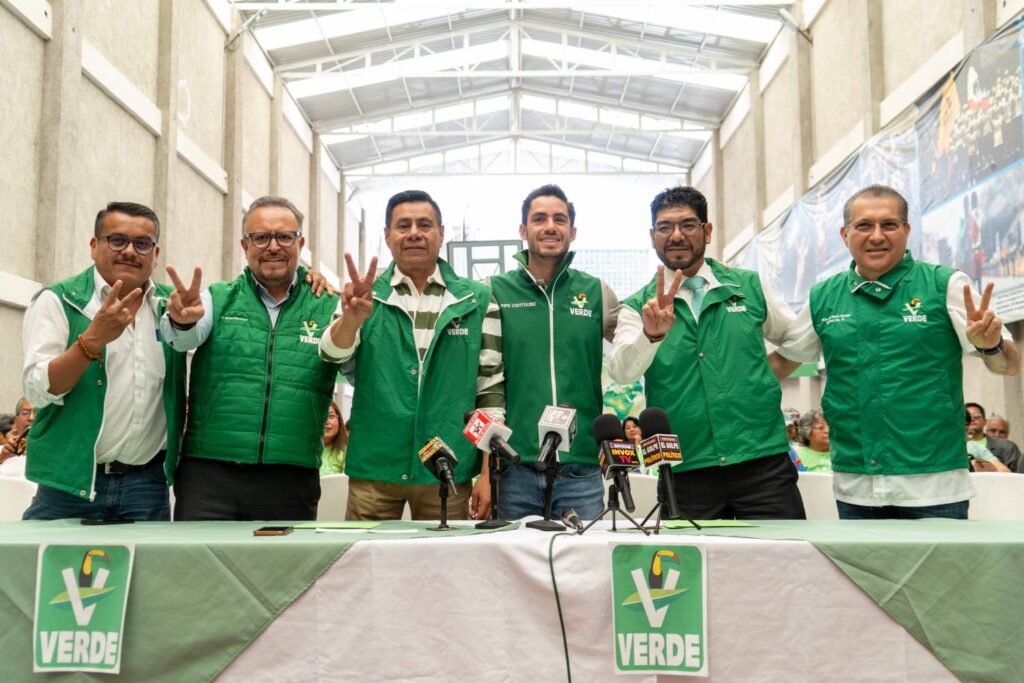 El Partido Verde Ecologista de México (PVEM) en el Estado de México sumó a sus filas a Fernando González Mejía.