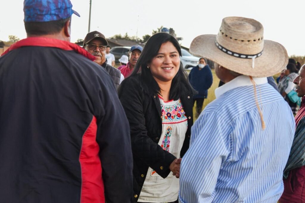 Aylin López González continúa impulsando acciones que transforman la infraestructura en Jocotitlán.