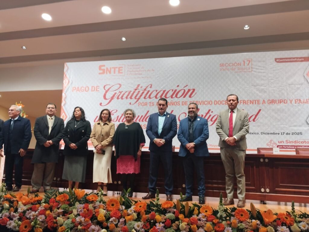 SNTE SECCIÓN 17 GRATIFICA LA TRAYECTORIA DEL PERSONAL DOCENTE Y DE ASISTENCIA A LA EDUCACIÓN