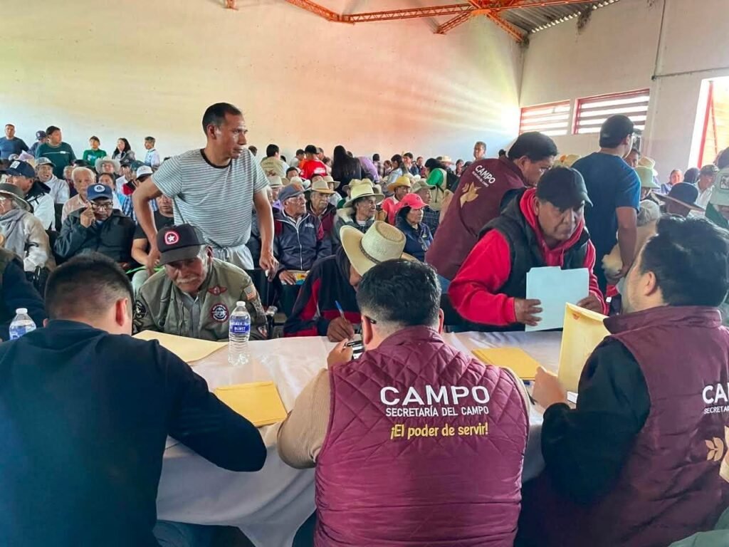 ACERCAN SERVICIOS AGRARIOS A PRODUCTORES DE JOCOTITLÁN
