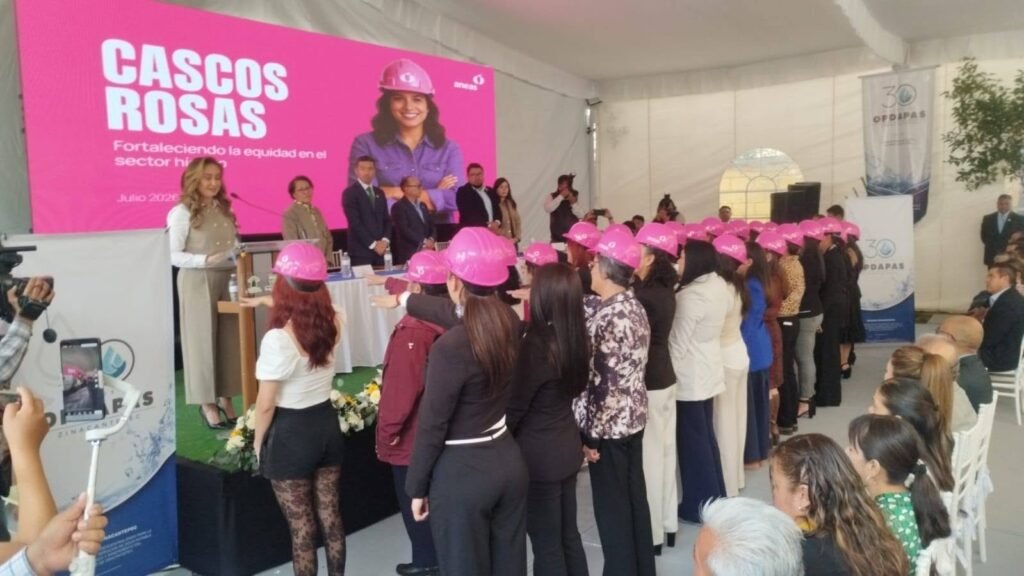 Mujeres se incorporan al ODAPAS Zinacantepec