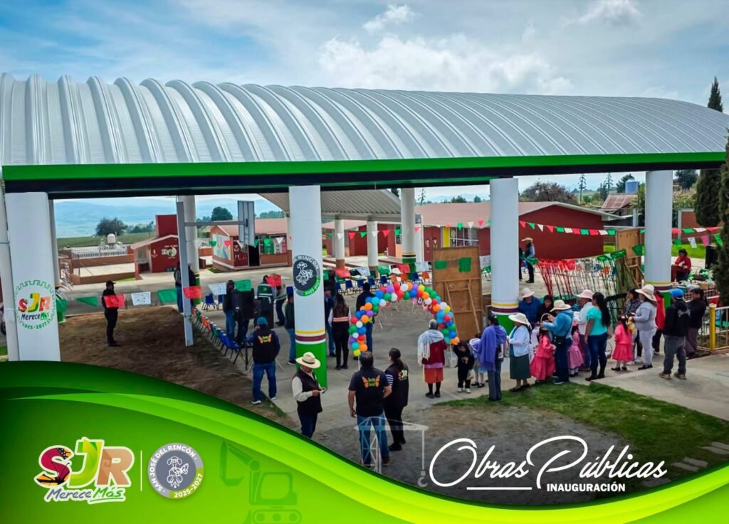Entrega de arcotecho en preescolar de Cañada de El Sauco.