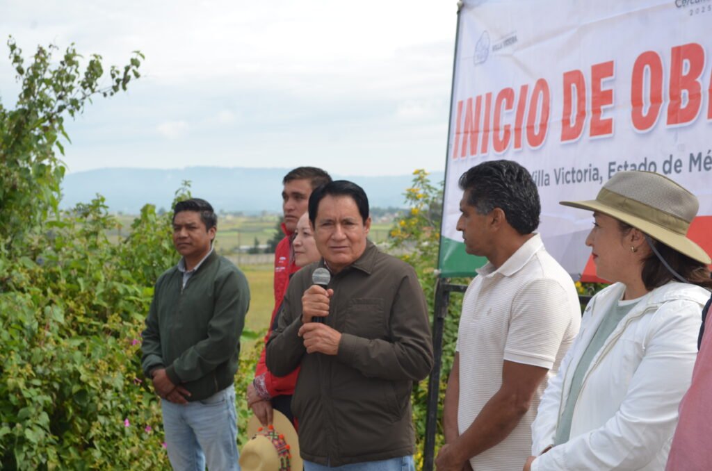Mario Santana Carbajal, presidente municipal de Villa Victoria.