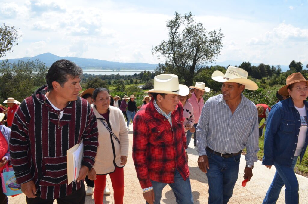 Inauguración de obras, Villa Victoria.