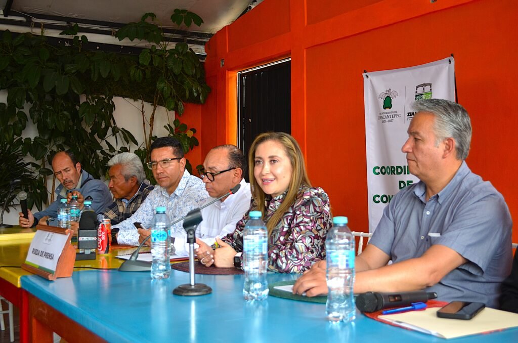 Jessica Ríos Lara, presidenta honoraria del DIF Municipal de Zinacantepec.