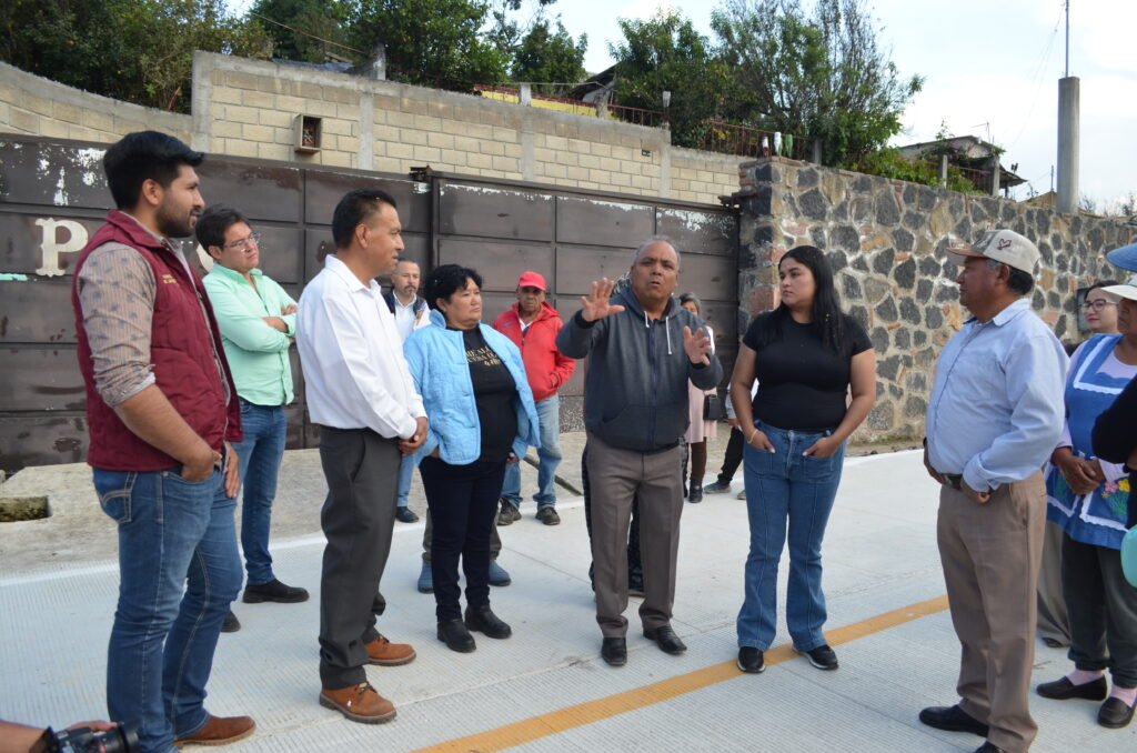 Nueva calle en Santa María Endaré, Jocotitlán.