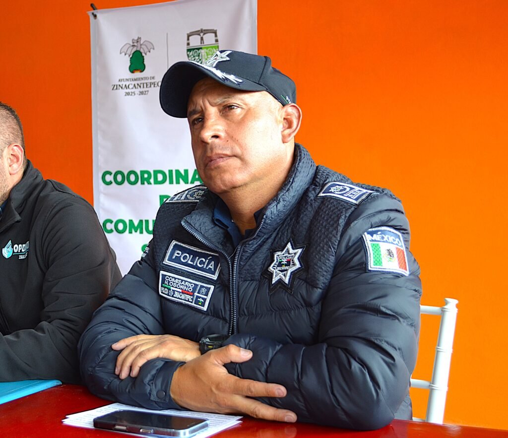 El comisario y director de Seguridad Pública y Tránsito de Zinacantepec, Héctor Hugo Osorno Reyes