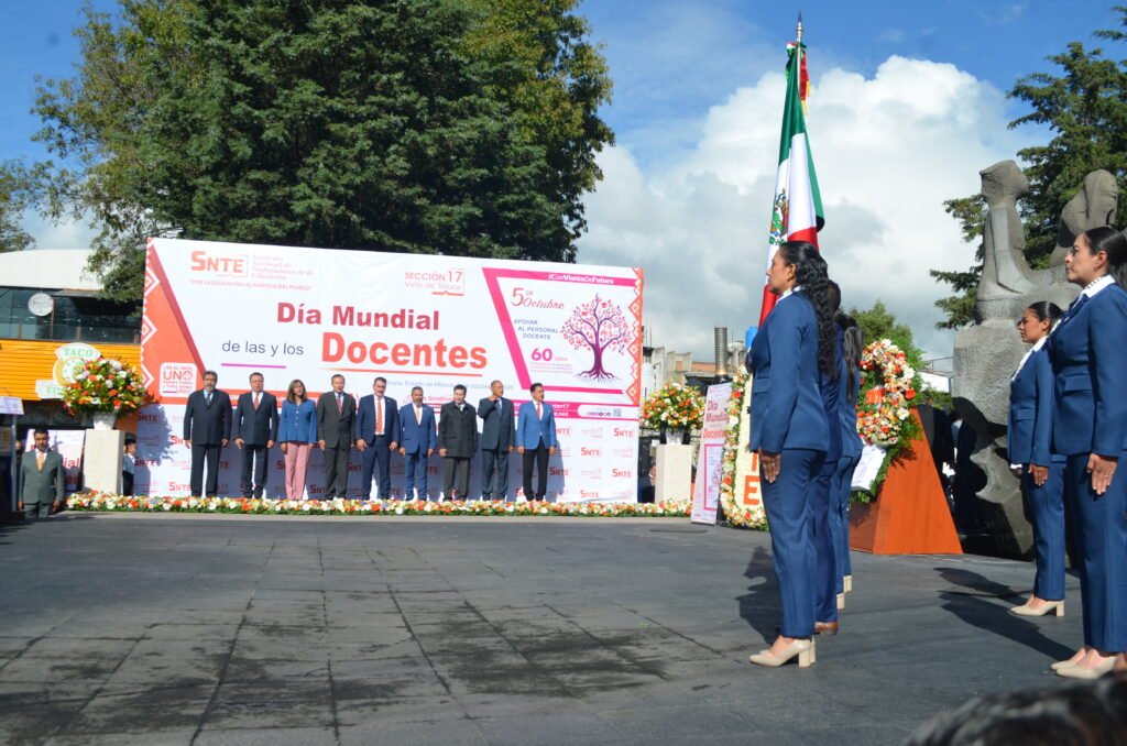 DOCENTES DE LA SECCIÓN 17 DEL SNTE PLANTEAN NUEVOS RETOS PARA LA ESCUELA PÚBLICA Y LA PROFESIÓN EDUCATIVA